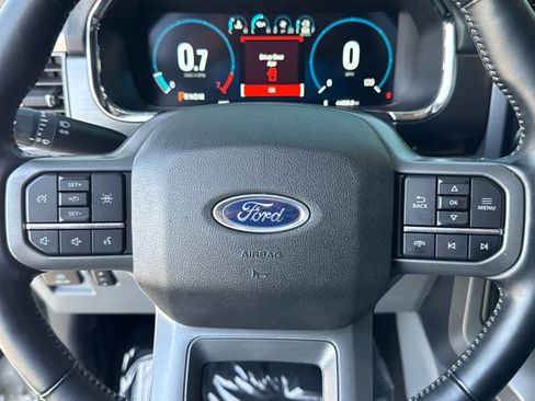 Certified 2022 Ford F150 Lariat w/ Max Trailer Tow Package AWD/4WD image 31