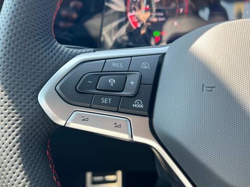 New 2025 Volkswagen GTI SE image 7