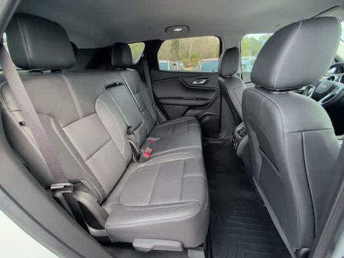 Used 2023 Chevrolet Blazer LT w/ Sound & Technology Package image 18