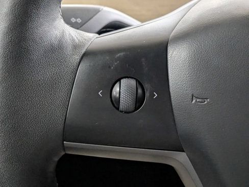 Used 2023 Tesla Model 3 Standard Range RWD image 22