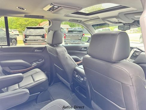 Used 2018 Chevrolet Tahoe Premier AWD/4WD image 32
