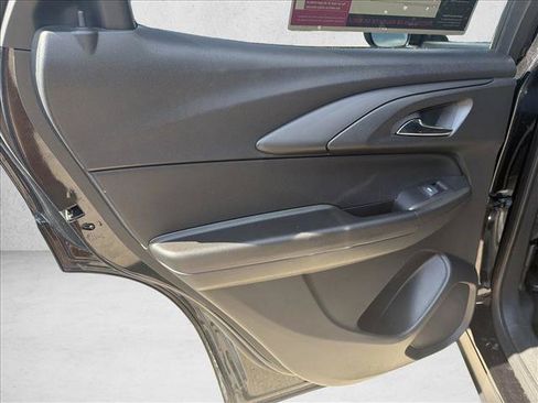 Used 2026 Chevrolet TrailBlazer LT FWD image 18