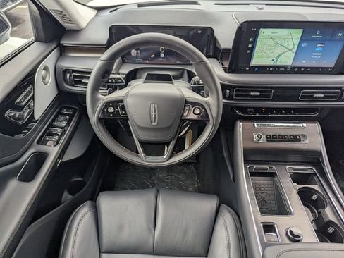 New 2025 Lincoln Aviator Reserve w/ Luxury Package image 11