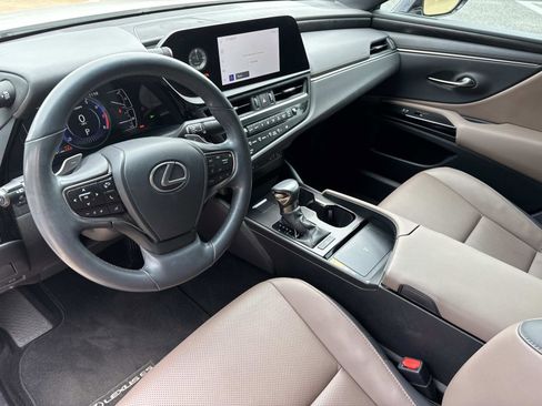 Certified 2023 Lexus ES 350 w/ Premium Package image 22