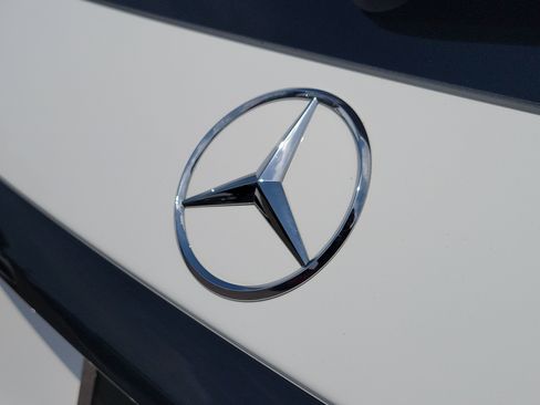 Certified 2026 Mercedes-Benz GLC 300 image 29