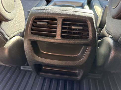 Used 2021 Honda Ridgeline Sport image 15