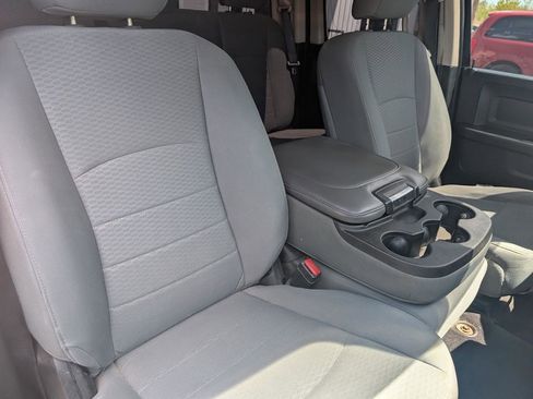Used 2017 RAM 1500 Express AWD/4WD image 18
