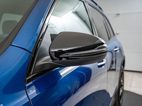 Certified 2024 Mercedes-Benz GLB 250 4MATIC image 9