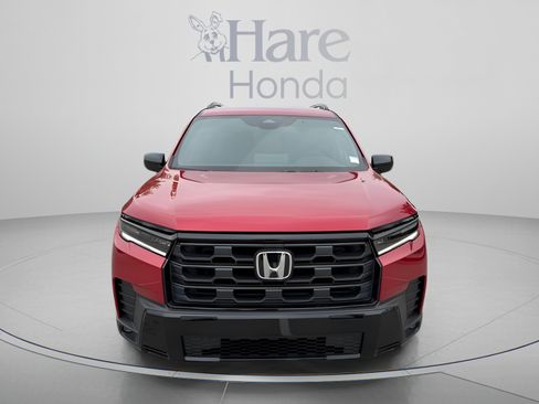 Used 2026 Honda Pilot Sport image 8