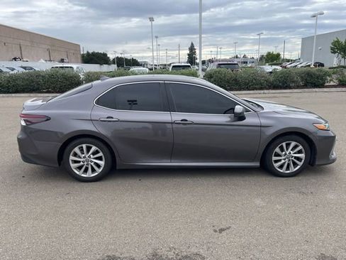 Used 2023 Toyota Camry LE FWD image 4