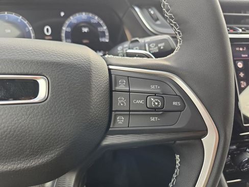 New 2025 Jeep Grand Cherokee Altitude RWD image 23