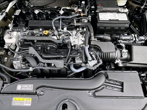 Used 2025 Toyota Corolla LE image 28