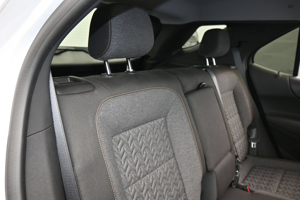 Used 2024 Chevrolet Equinox LT FWD image 37
