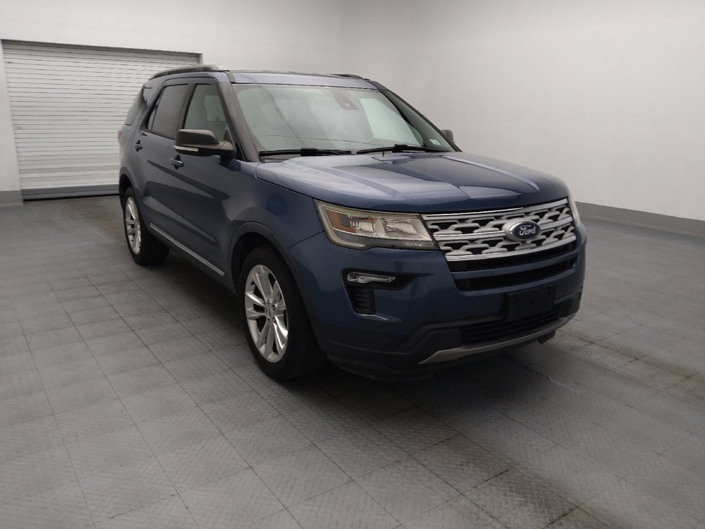 Used 2019 Ford Explorer XLT w/ Equipment Group 202A FWD image 13