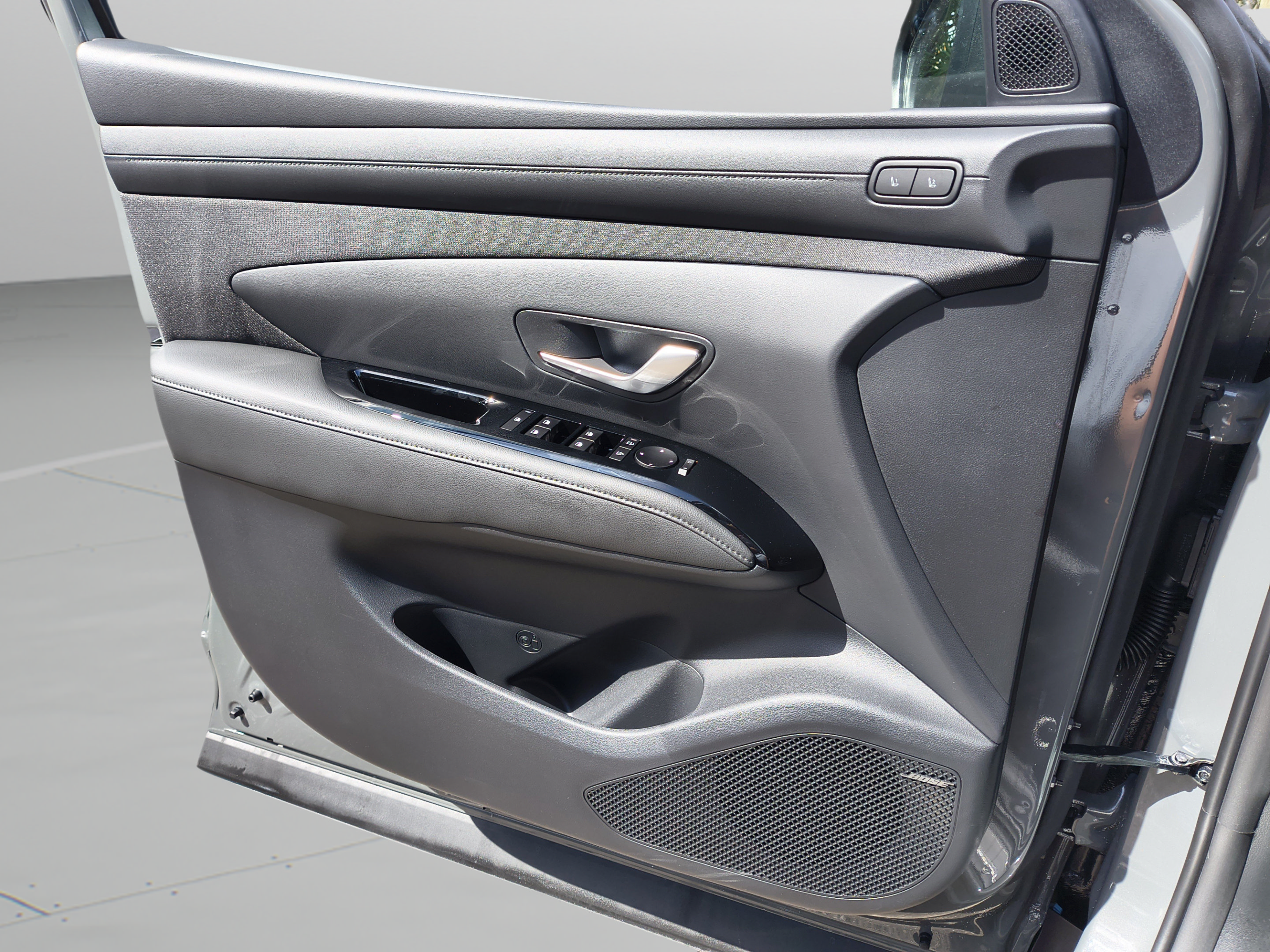 New 2026 Hyundai Tucson Limited FWD image 21