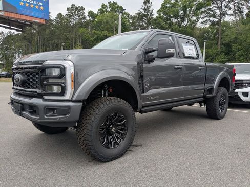 New 2026 Ford F250 4x4 Crew Cab Super Duty image 9