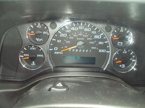Used 2014 Chevrolet Express 1500 AWD image 29