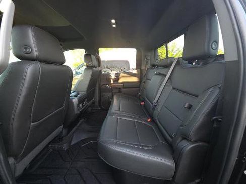 Used 2019 Chevrolet Silverado 1500 LT Trail Boss image 10