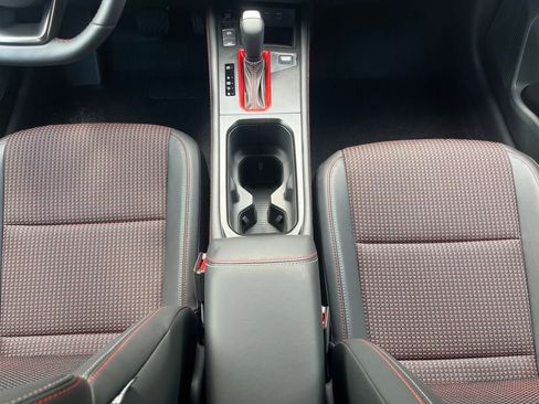 New 2025 Nissan Kicks SR w/ SR Premium Package image 33