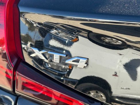 Used 2020 Cadillac XT4 Luxury image 12