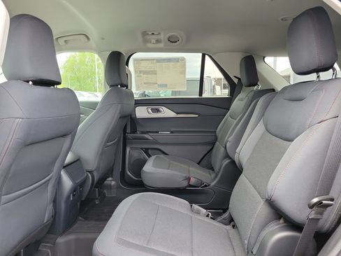 New 2026 Ford Explorer Active AWD/4WD image 14