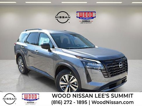 New 2026 Nissan Pathfinder SL AWD/4WD image 1