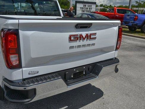 New 2026 GMC Sierra 1500 Pro image 10