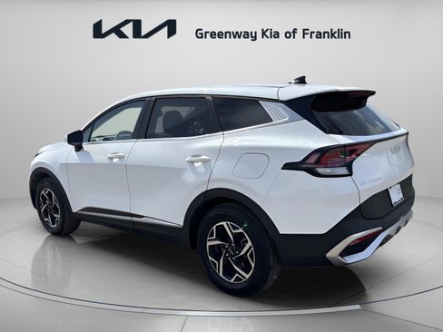 Used 2024 Kia Sportage LX image 5