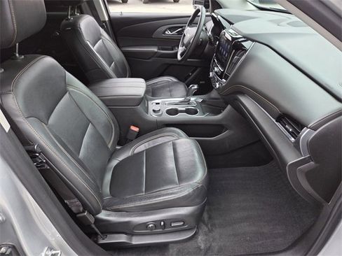 Certified 2020 Chevrolet Traverse Premier w/ Redline Edition image 15