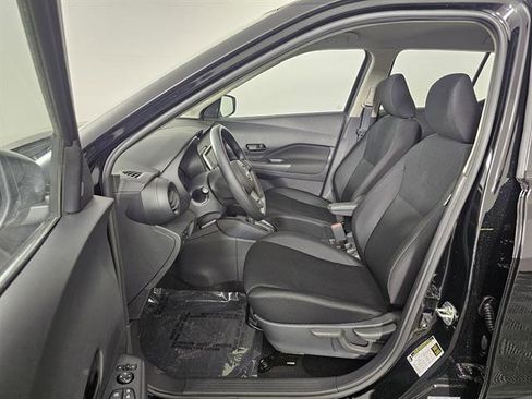 New 2025 Nissan Kicks S image 23