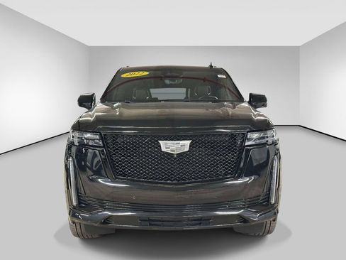 Certified 2022 Cadillac Escalade ESV Sport w/ Touring Package AWD/4WD image 2