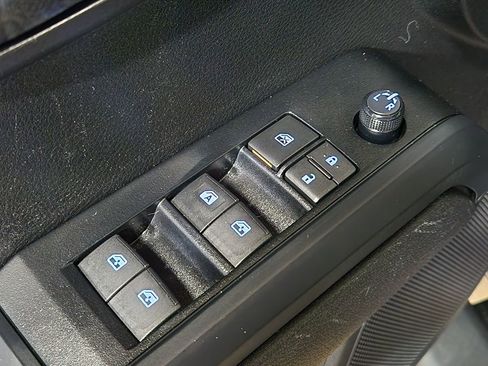 Used 2021 Toyota Tacoma SR w/ SR Convenience Package RWD image 44