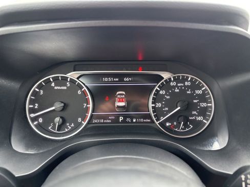 Used 2024 Nissan Rogue SV image 27