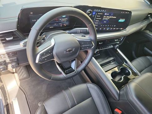 Used 2025 Chevrolet Tahoe RST w/ Comfort Package AWD/4WD image 10