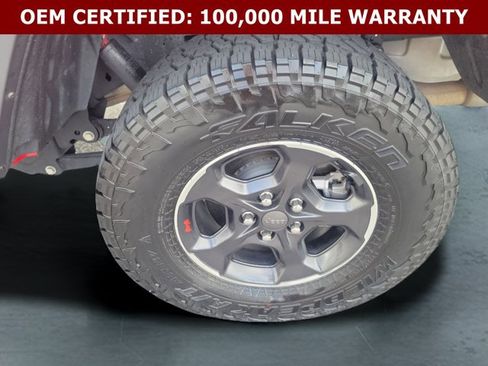 Used 2023 Jeep Gladiator Rubicon AWD/4WD image 10