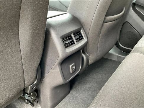 Used 2024 Chevrolet Equinox LT w/ LPO, Floor Liner Package FWD image 22