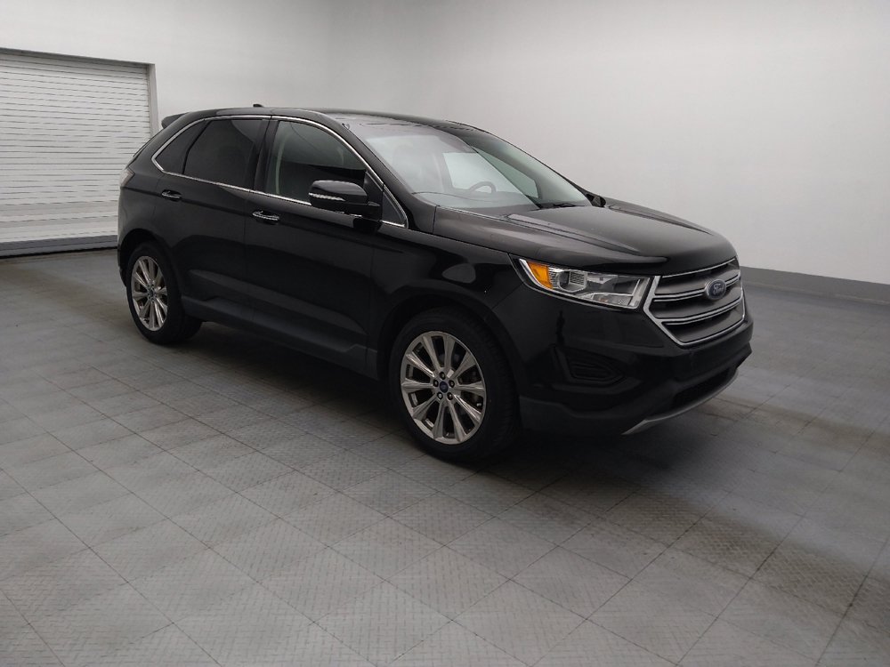 Used 2018 Ford Edge Titanium w/ Equipment Group 301A FWD image 11