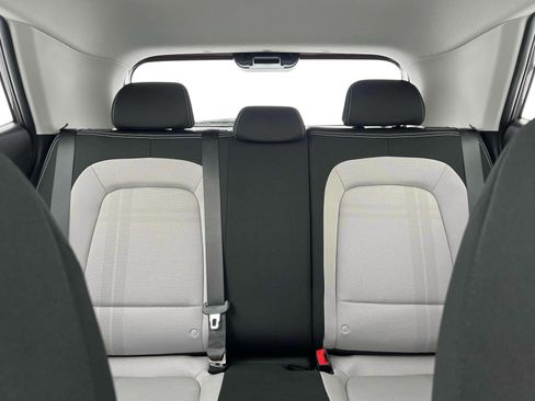 New 2025 Hyundai Venue SEL FWD image 16