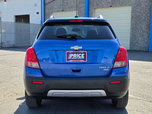 Used 2016 Chevrolet Trax LT w/ LT Sun and Sound Package AWD/4WD image 4