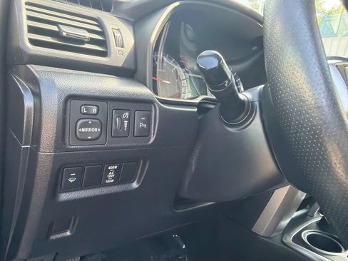 Used 2018 Toyota 4Runner Limited AWD/4WD image 32