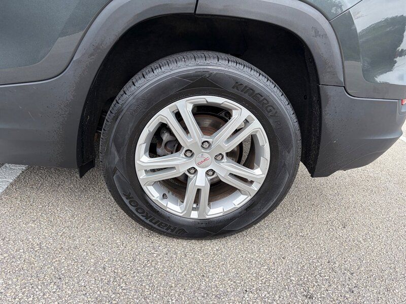 Used 2019 GMC Terrain SLE w/ Driver Convenience Package FWD image 27