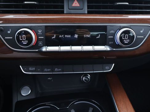 Used 2020 Audi A4 2.0T Premium w/ Convenience Package FWD image 23