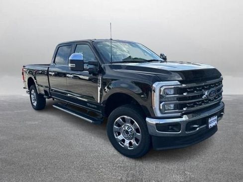 Certified 2024 Ford F350 Lariat w/ Chrome Package AWD/4WD image 5