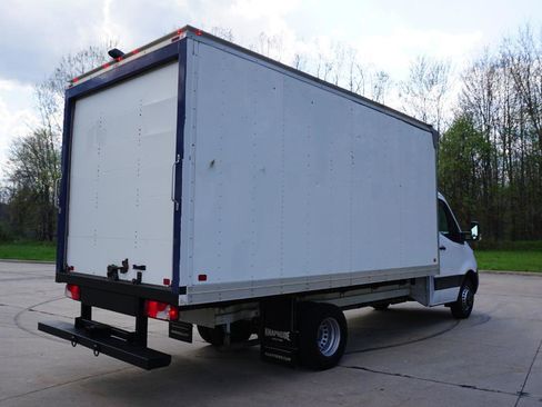 Used 2021 Mercedes-Benz Sprinter 4500 w/ Premium Package image 5