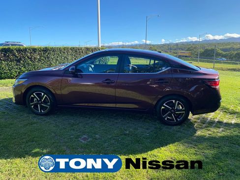 Used 2024 Nissan Sentra SV FWD image 4