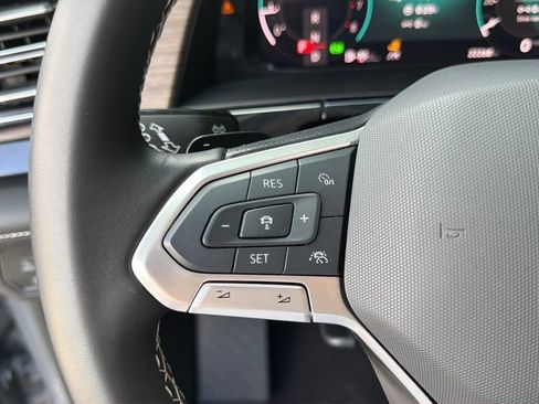 Certified 2025 Volkswagen Atlas SEL AWD/4WD image 22