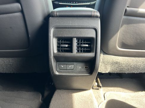 Used 2019 Cadillac XT4 Sport AWD/4WD image 33