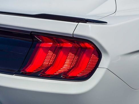 Used 2022 Ford Mustang GT w/ Black Accent Package RWD image 8