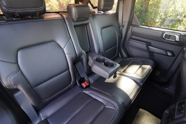 Used 2025 Ford Bronco Outer Banks w/ Sasquatch Package AWD/4WD image 23