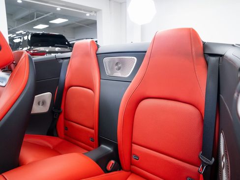 Used 2022 Mercedes-Benz SL 63 AMG 4MATIC image 21